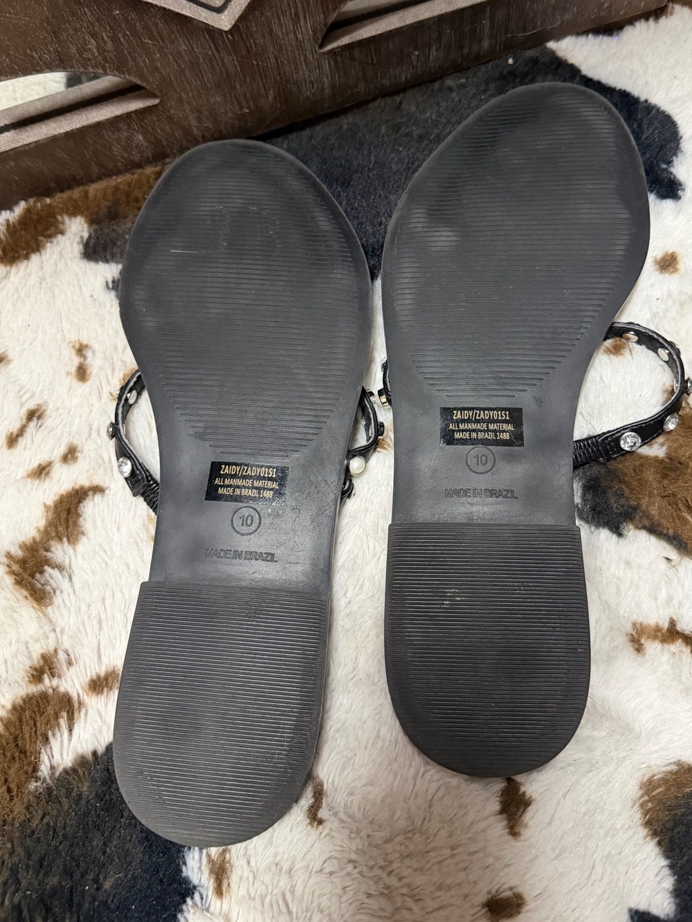 Steve Madden Black Studded Strappy Slide Sandals - Picture 3 of 3
